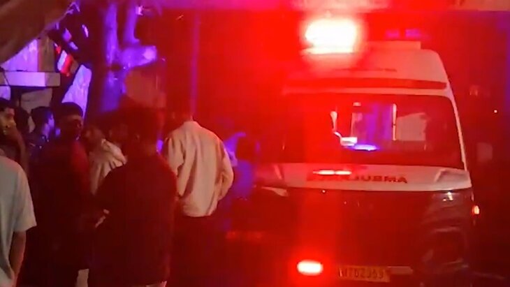 Indian Express: более 20 человек погибли в результате пожара в ночном клубе в Индии