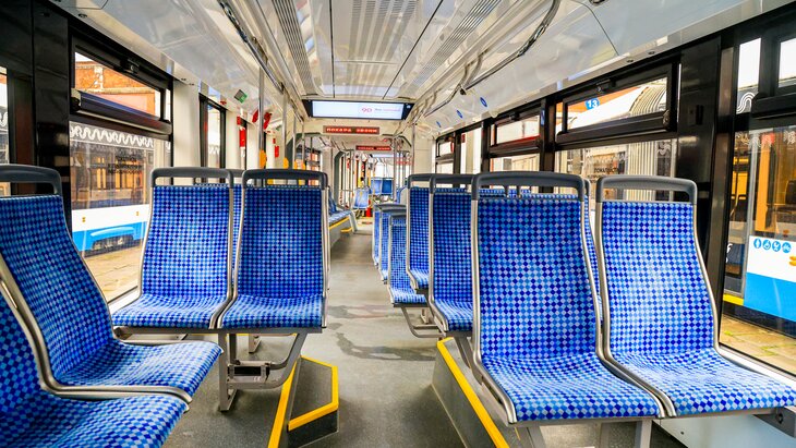 Трамваи №3, 16, 47 и 49 задерживаются на Варшавском шоссе