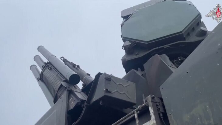 Силы ПВО отражают ракетную атаку в Сочи