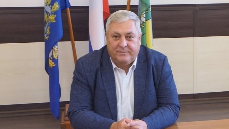 «Коммерсант»: уволенный самарским губернатором чиновник Жидков ушел в отставку «Коммерсант»: уволенный самарским губернатором чиновник Жидков ушел в отставку