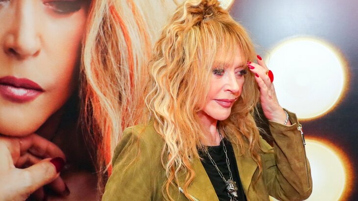 Психолог Денисов-Мельников: Пугачева чувствует себя потерянно Психолог Денисов-Мельников: Пугачева чувствует себя потерянно