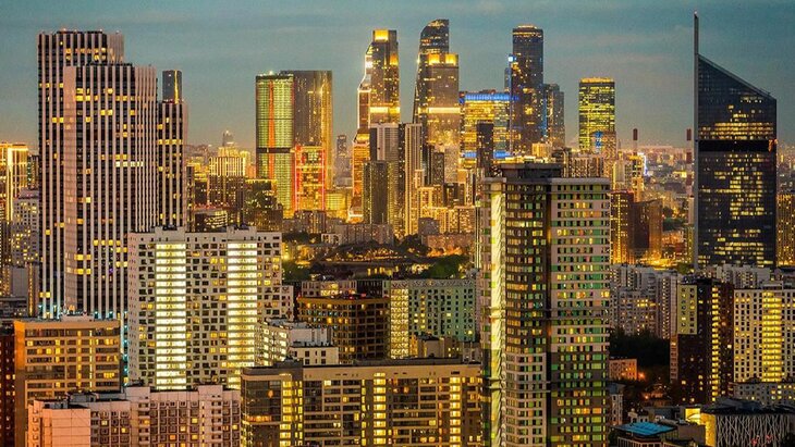 Собянин: обеспечили электроэнергией и допмощностью более 11 тысяч объектов