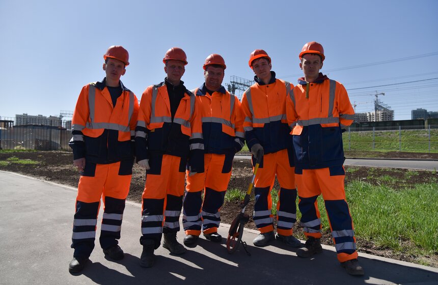 Как обновляют разметку на московских дорогах. Фото 31 фото