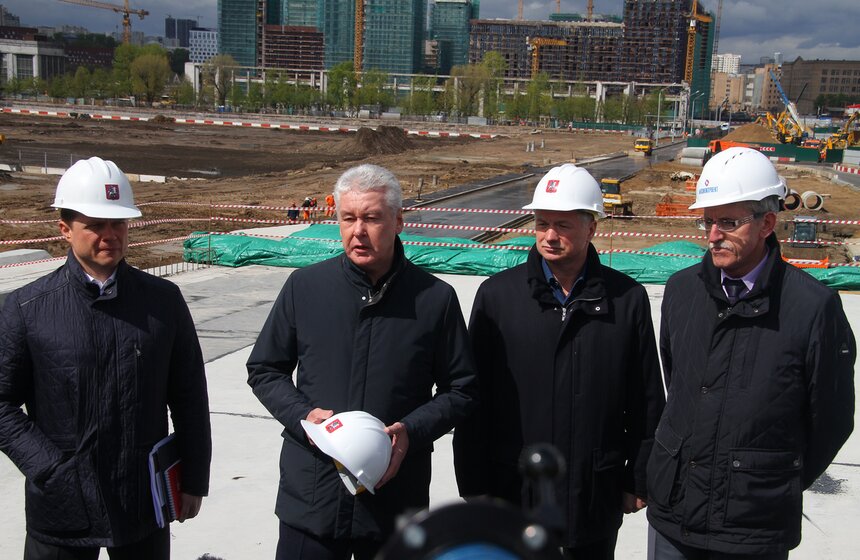 Мэр проинспектировал ход застройки территории бывшего завода ЗИЛ 13 фото