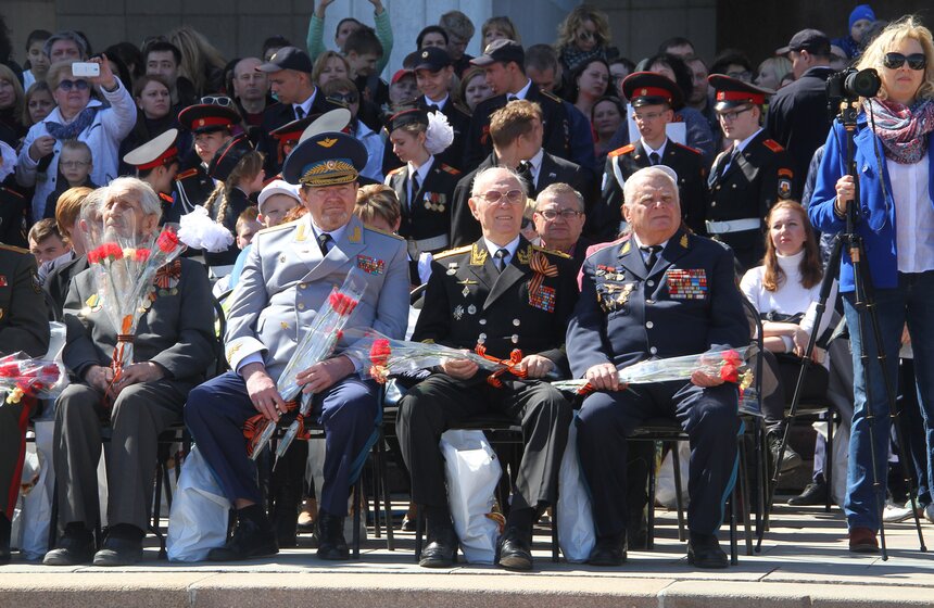 III Парад кадет на Поклонной горе 4 фото