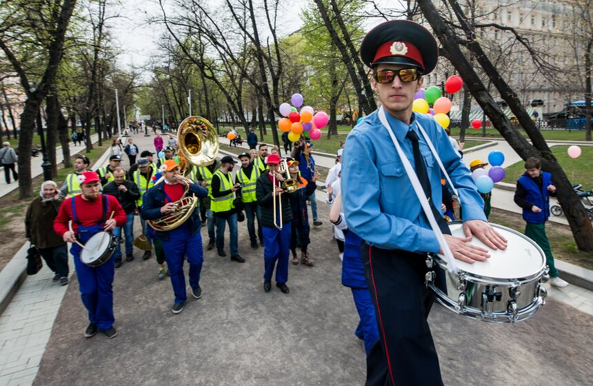 Костюмированный парад-флешмоб фестиваля "Московская весна" 16 фото