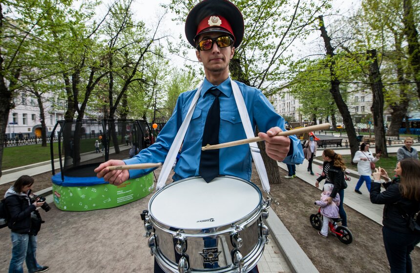 Костюмированный парад-флешмоб фестиваля "Московская весна" 10 фото