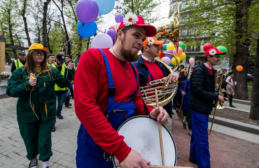 Костюмированный парад-флешмоб фестиваля "Московская весна" 11 фото