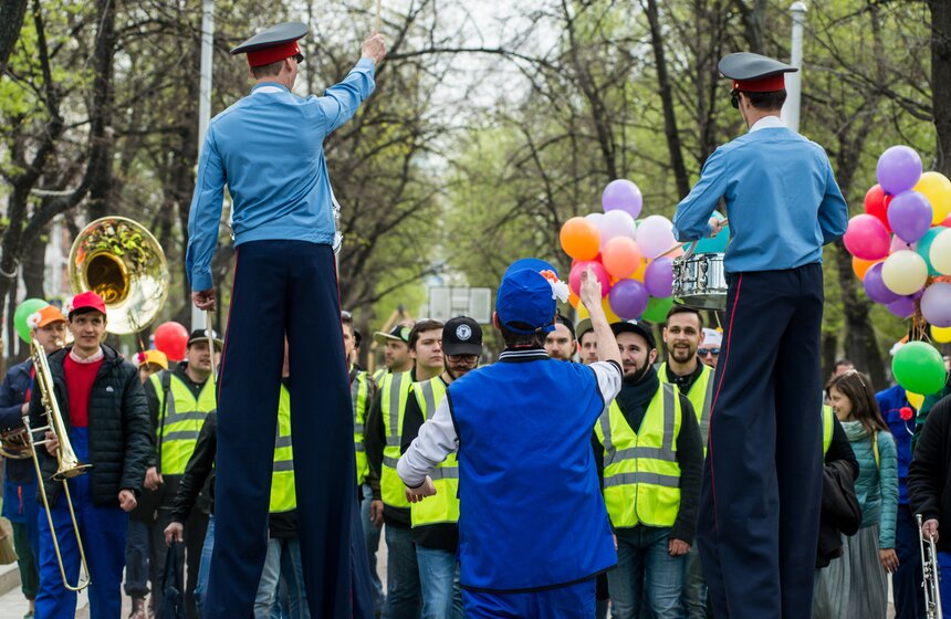 Костюмированный парад-флешмоб фестиваля "Московская весна" 15 фото