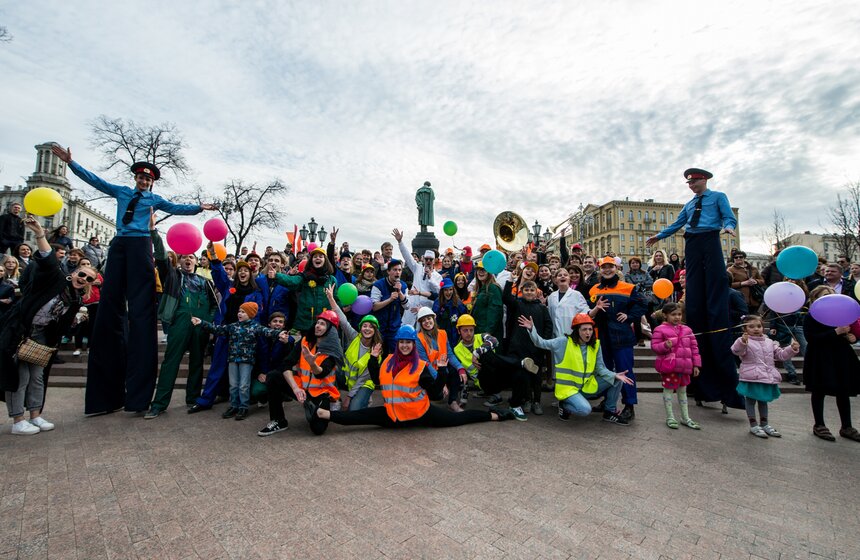 Костюмированный парад-флешмоб фестиваля "Московская весна" 29 фото