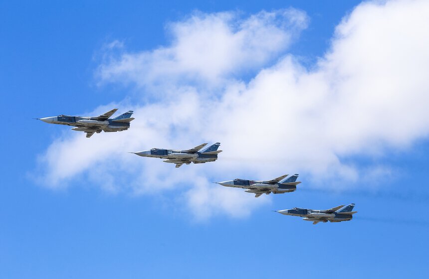 Репетиция воздушной части военного парада прошла в Москве 26 фото