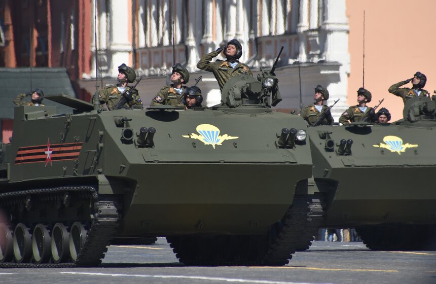 Генеральная репетиция парада в честь Дня Победы 38 фото