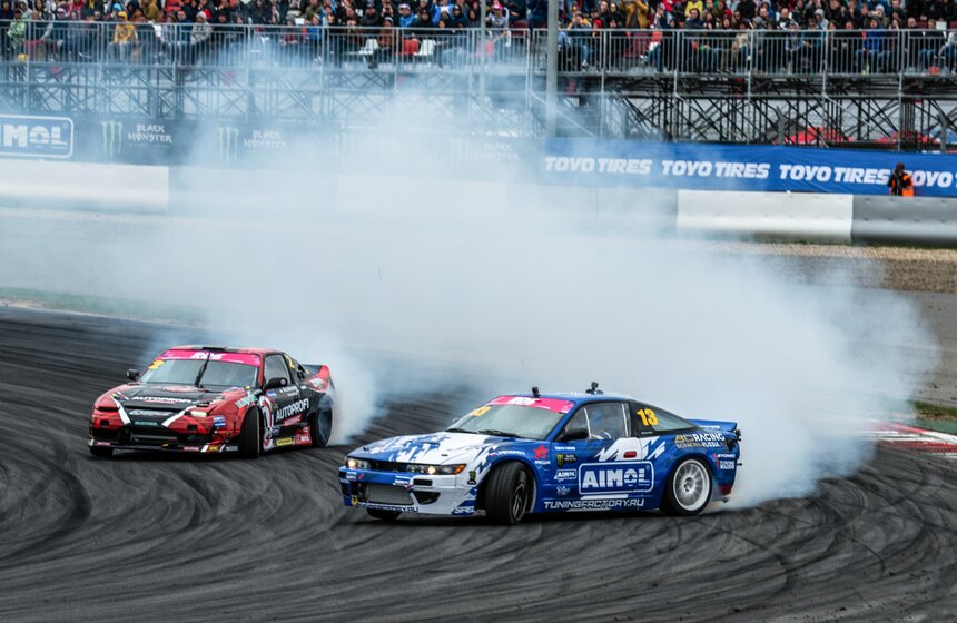 Первый этап чемпионата по дрифту прошел на "Moscow Raceway" 39 фото