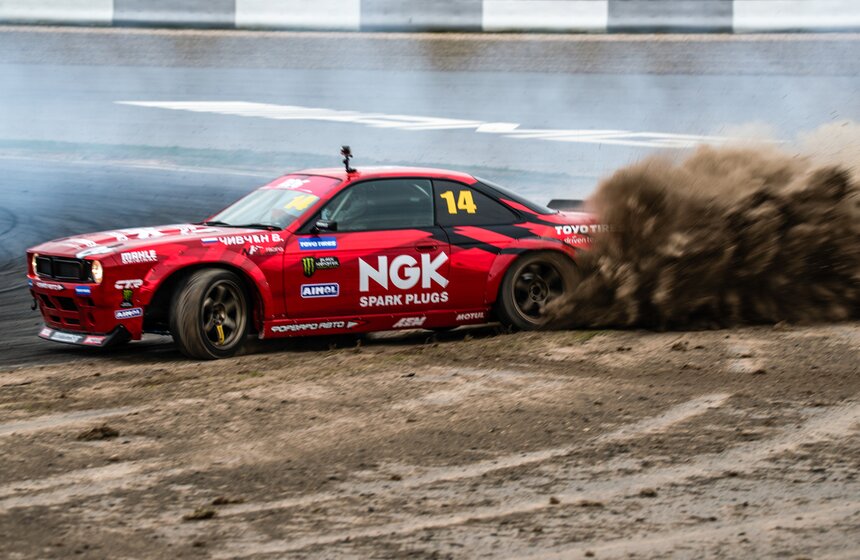 Первый этап чемпионата по дрифту прошел на "Moscow Raceway" 42 фото