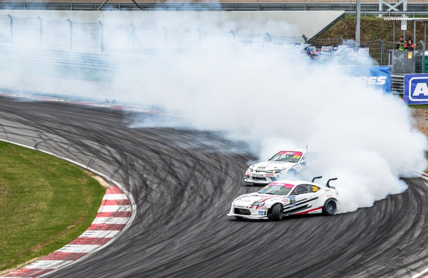 Первый этап чемпионата по дрифту прошел на "Moscow Raceway" 45 фото