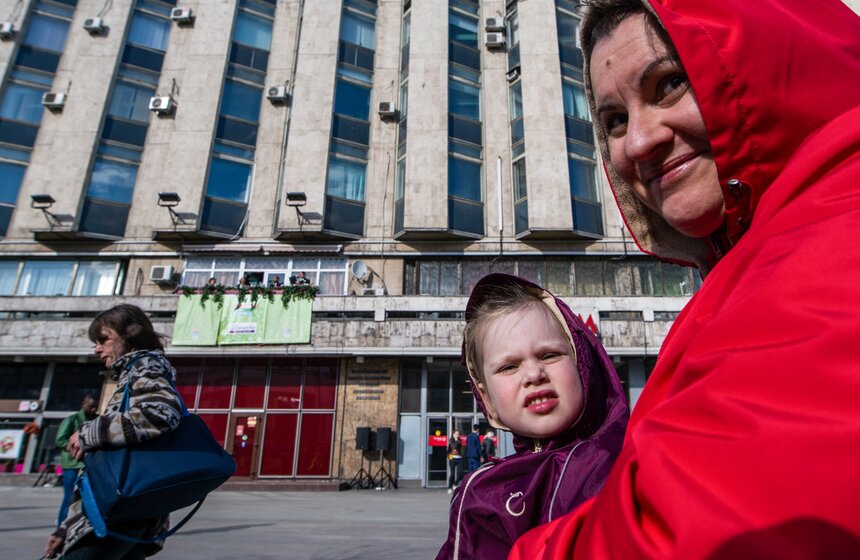 Участники музыкального фестиваля выступили на балконе "Известий" 8 фото