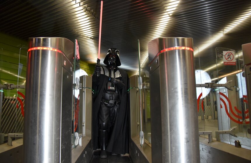 День "Звездных войн" в метро. Фото 6 фото