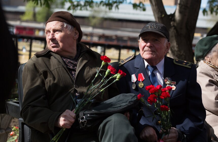 Торжественный митинг в честь Дня Победы в электродепо "Северное" 4 фото