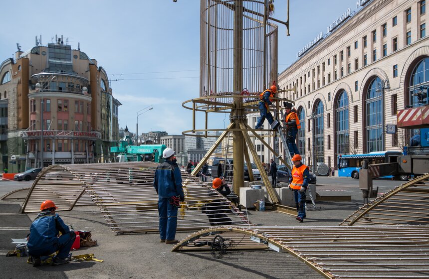 Украшение Москвы к празднованию 72-й годовщины Победы в ВОВ 14 фото