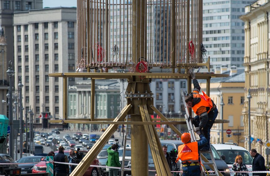 Украшение Москвы к празднованию 72-й годовщины Победы в ВОВ 12 фото