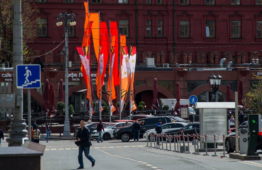 Украшение Москвы к празднованию 72-й годовщины Победы в ВОВ 19 фото