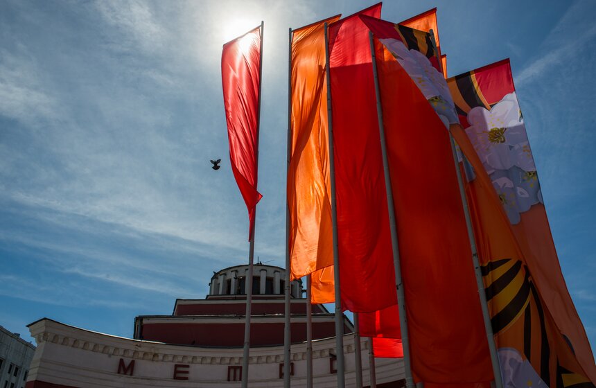 Украшение Москвы к празднованию 72-й годовщины Победы в ВОВ 7 фото