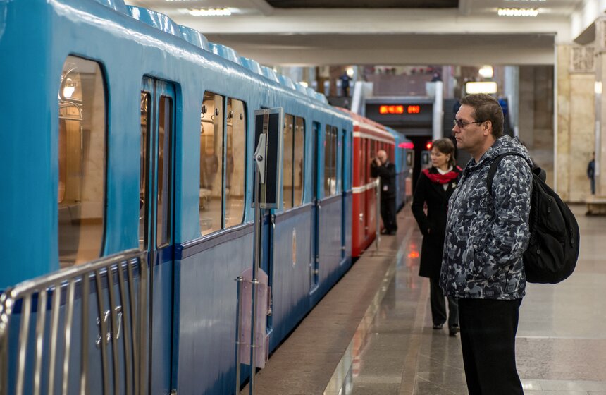 Выставка ретро-вагонов в московском метро. Фото 11 фото