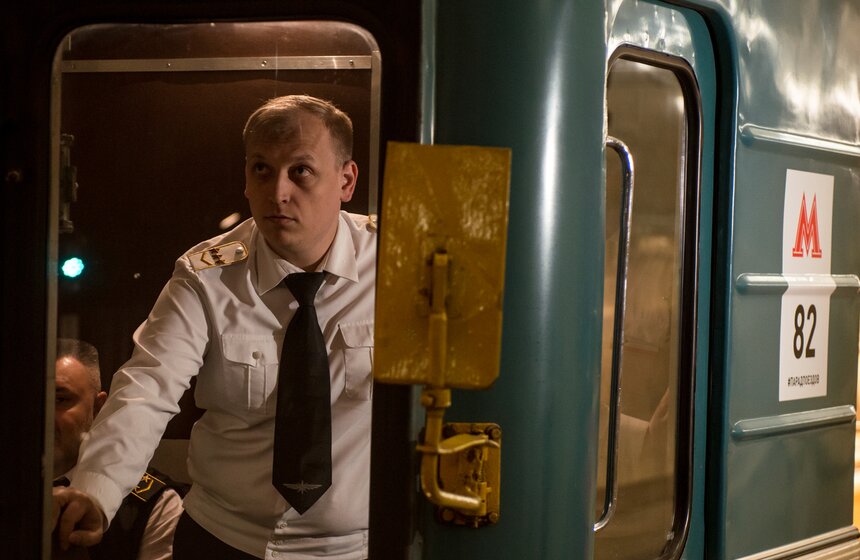 Парад поездов Кольцевой линии метро. Фото 9 фото