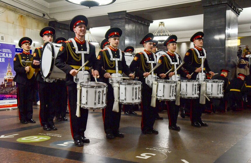 Концерт суворовцев Московского военно-музыкального училища 16 фото
