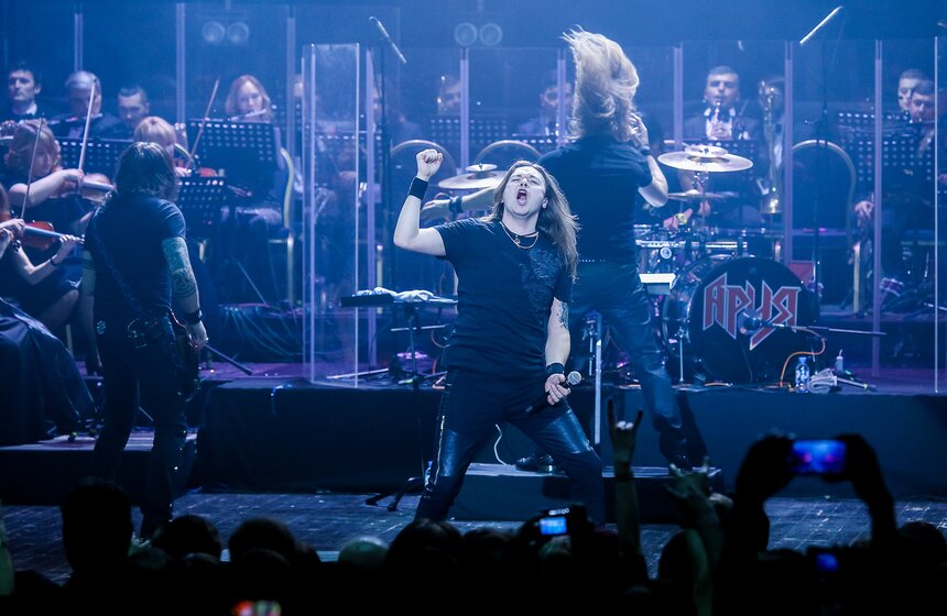 "Ария" выступила с концертом в Крокус Сити Холле 17 фото