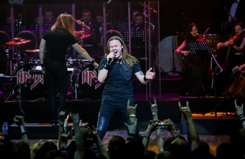 "Ария" выступила с концертом в Крокус Сити Холле 23 фото