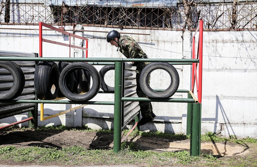 Триатлон специального назначения прошел на базе спецназа ФСИН 32 фото