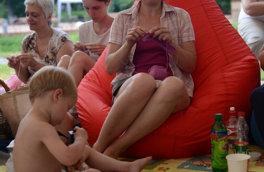 В столице прошел вязальный флешмоб 18 фото