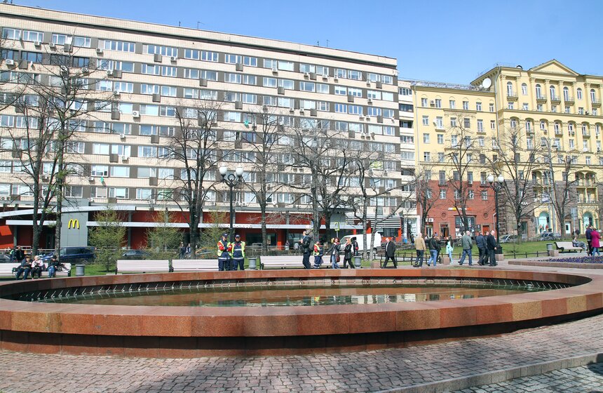 Городские фонтаны заработали в Москве. Фото 1 фото