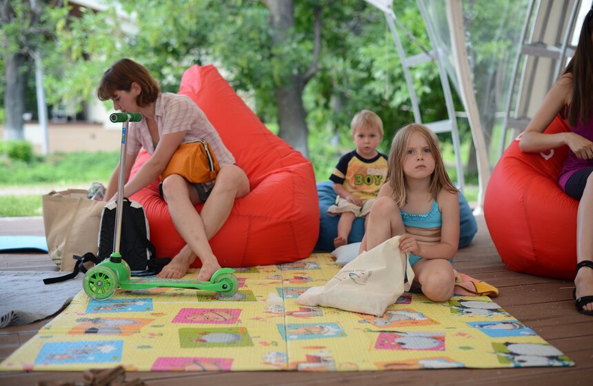 В столице прошел вязальный флешмоб 6 фото