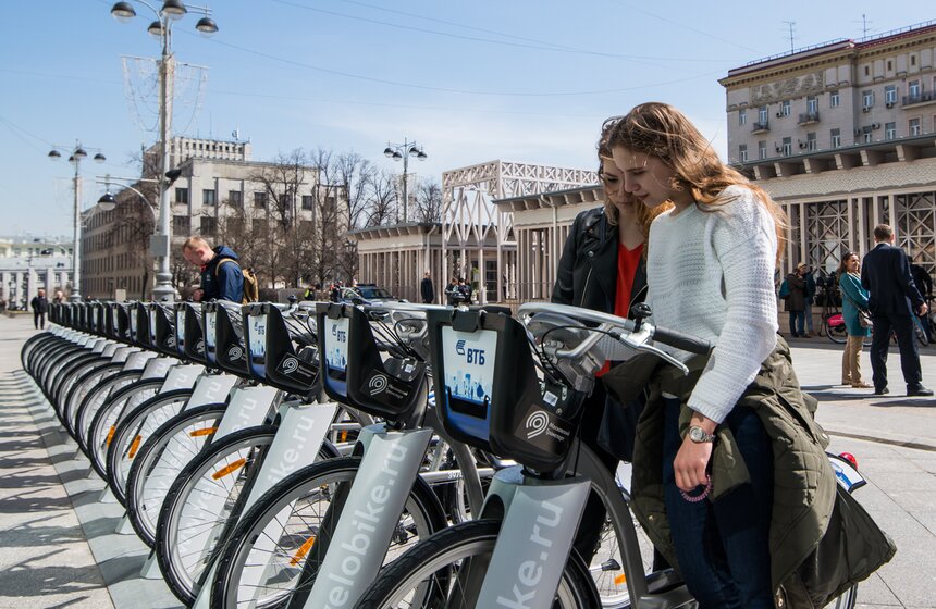 Сезон городского велопроката официально открыли в Москве 21 фото