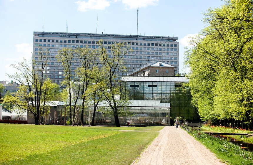 Весна в "Аптекарском огороде". Фото 26 фото