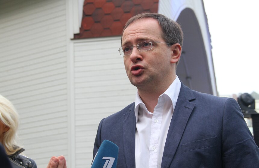 Акция "Ночь музеев" стартовала в саду "Эрмитаж" 20 фото