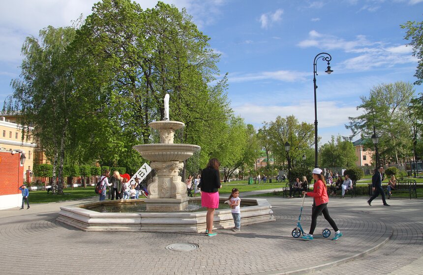 Акция "Ночь музеев" стартовала в саду "Эрмитаж" 1 фото