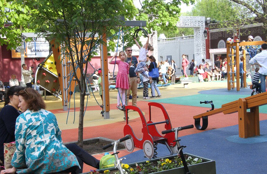 Акция "Ночь музеев" стартовала в саду "Эрмитаж" 3 фото