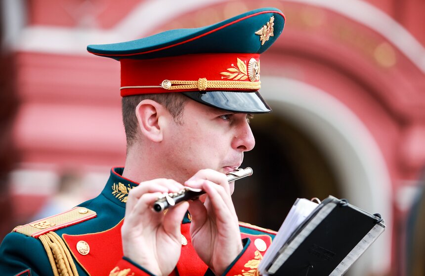 Военные оркестры в парках. Фото 6 фото