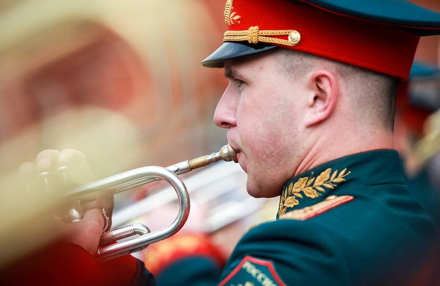 Военные оркестры в парках. Фото 15 фото
