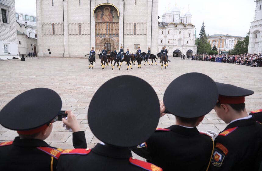 Торжественная церемония посвящения в кадеты 48 фото
