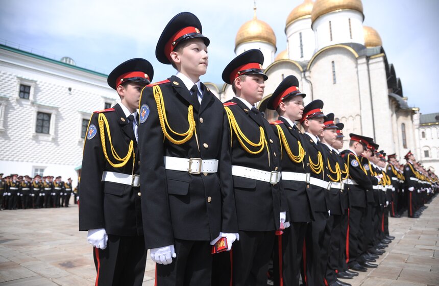 Торжественная церемония посвящения в кадеты 25 фото