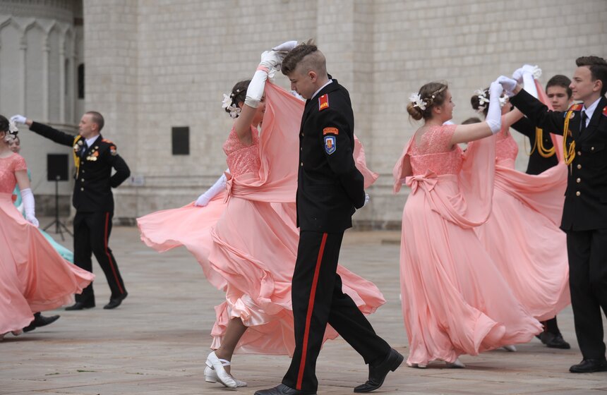 Торжественная церемония посвящения в кадеты 38 фото