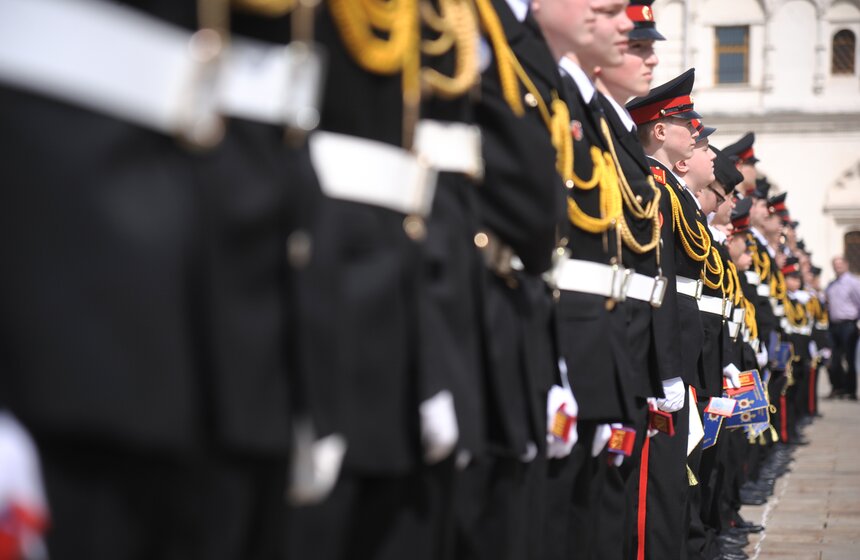 Торжественная церемония посвящения в кадеты 23 фото