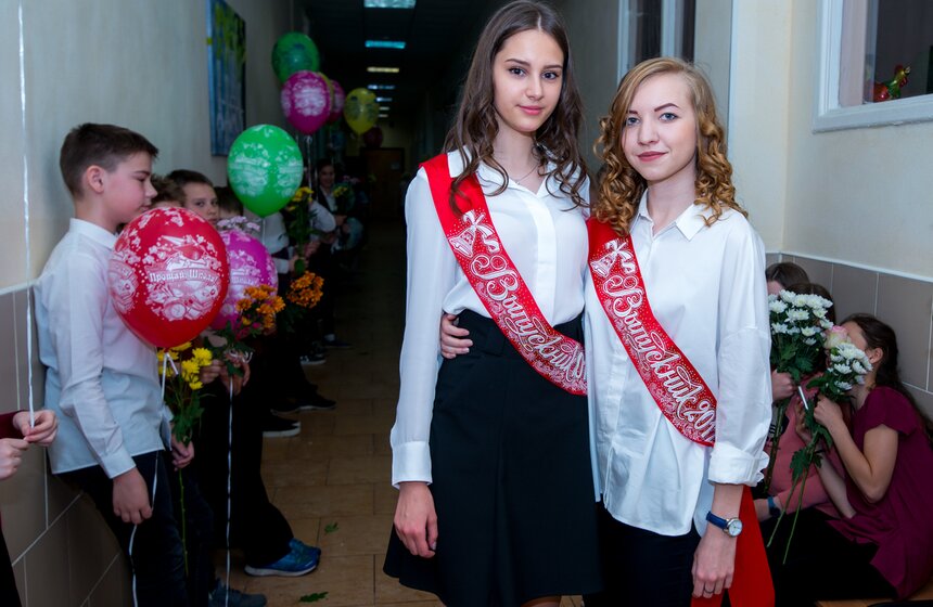 Последний звонок в школе №1517 21 фото