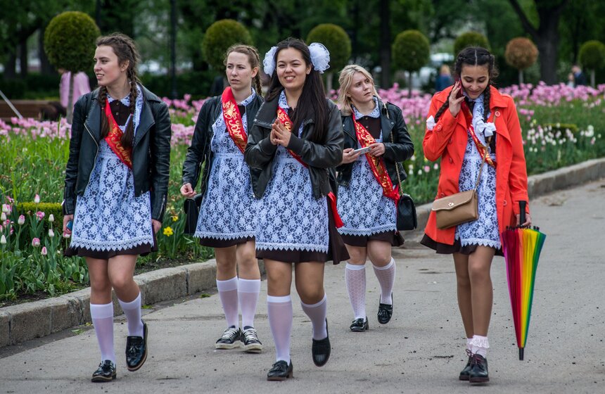 Последний звонок в столице 23 фото