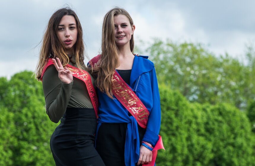 Последний звонок в столице 27 фото