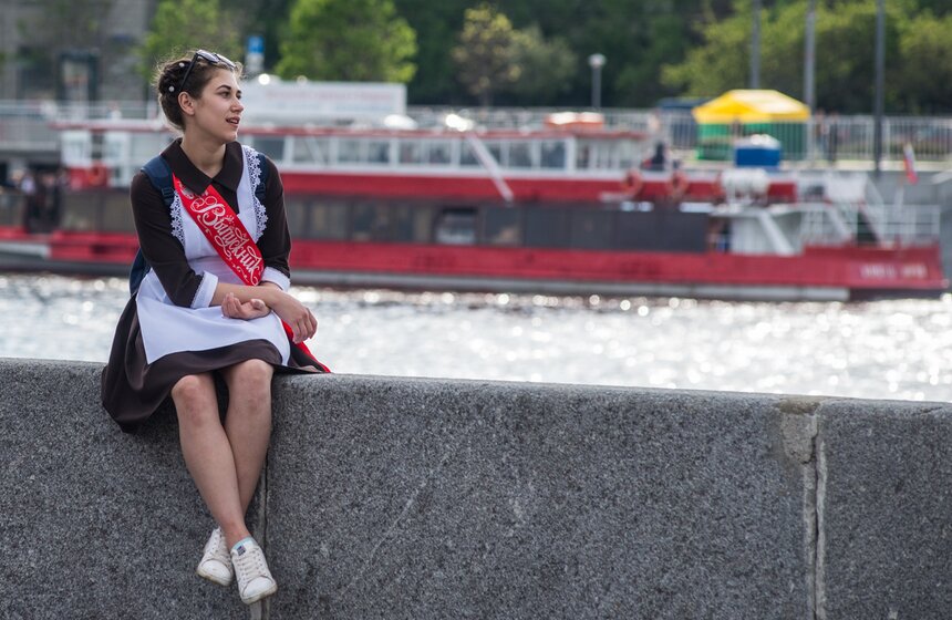 Последний звонок в столице 4 фото